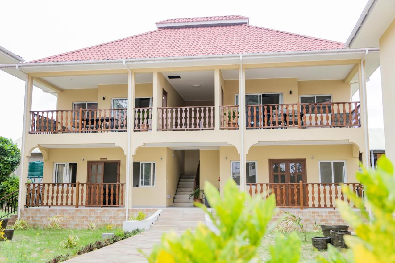 Jonc D'Or Villa Self Catering ラ・ディーグ島 エクステリア 写真